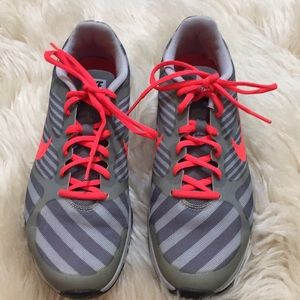 Nike Training Dual Fusion Sneakers